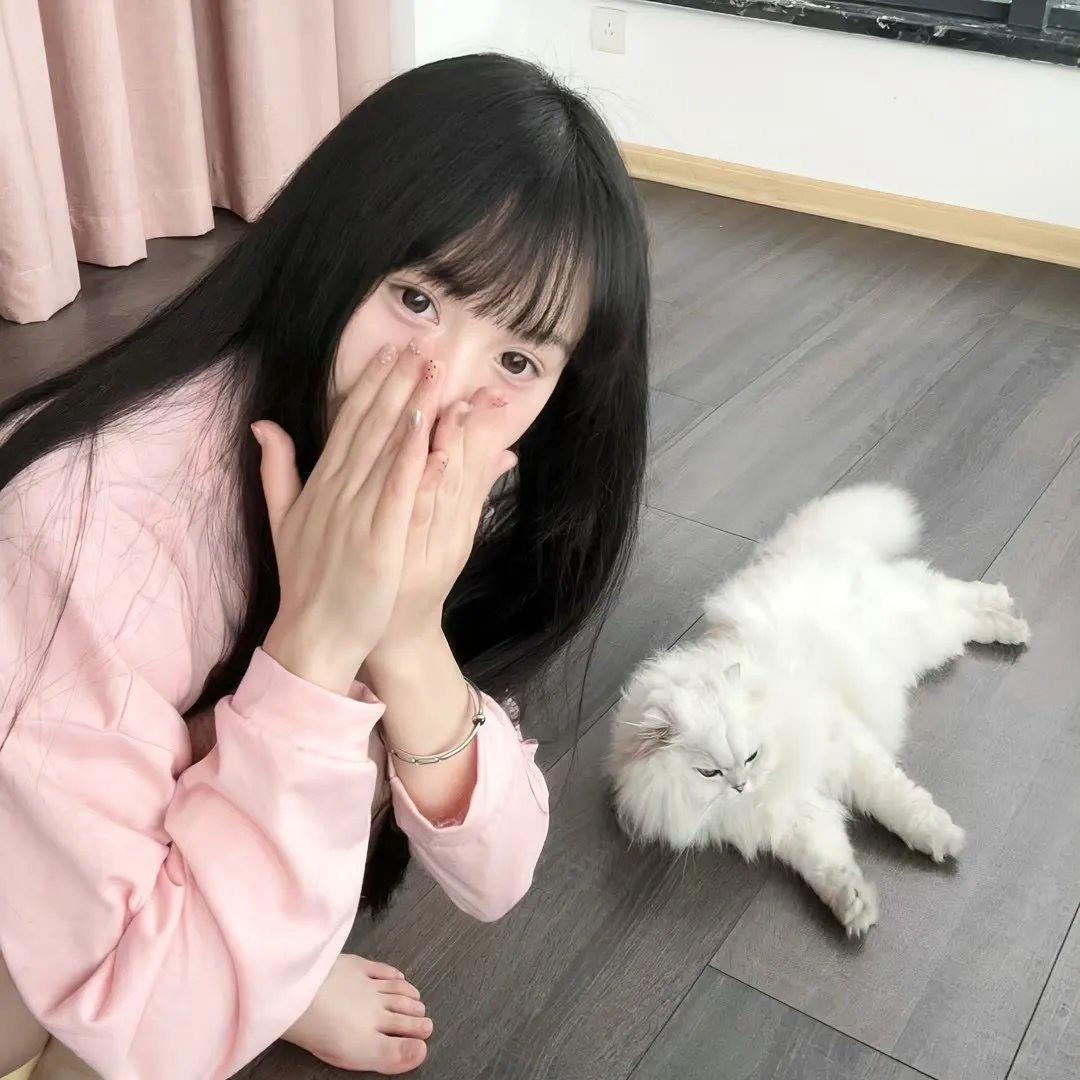 灰色少女